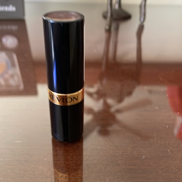 Revlon Color Stay Lipstick in Spicy Cinnamon - Picture 3 of 3